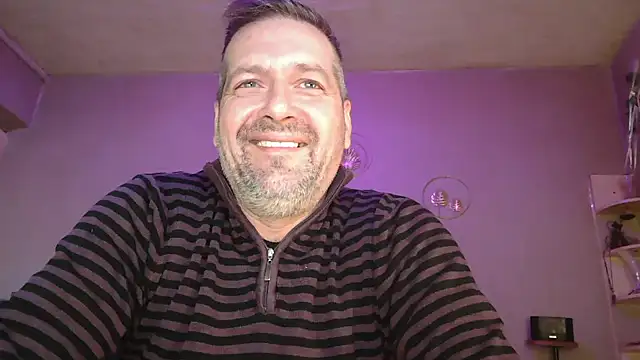 Snapshot of matrikes1 chatting on 04-01-26, 05:21 matrikes1 online show from 04-01-26, 05:21