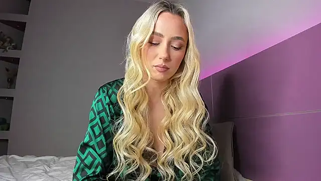 CrazyWomen online show from 02-08-26, 02:09