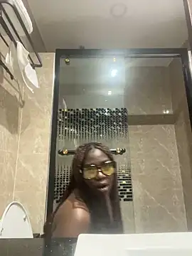 Sweetbootty online show from 01-15-25, 12:19