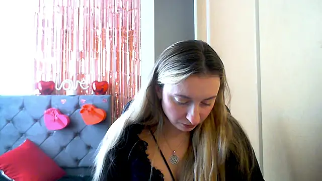 SusanCurt online show from 02-18-26, 12:34