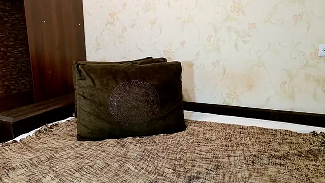 Snapshot of MARMELADINKA- chatting on 11-24-25, 06:40 MARMELADINKA- online show from 11-24-25, 06:40