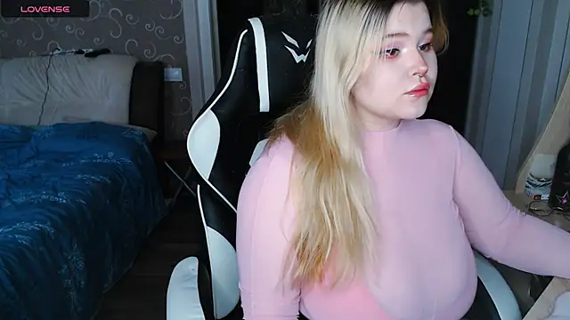 Mini Mo online show from 02-25-25, 08:25