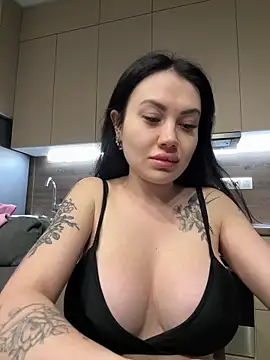 Wet  Bunny online show from 10-30-25, 07:25