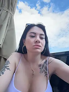 Wet  Bunny online show from 07-04-26, 06:19