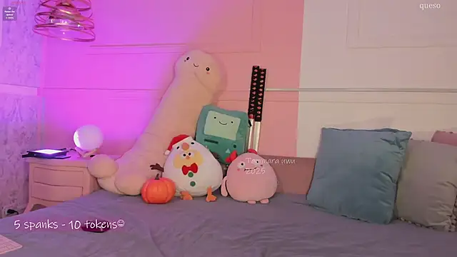 Snapshot of _Tammara_ chatting on 11-20-25, 12:27 Tammara online show from 11-20-25, 12:27