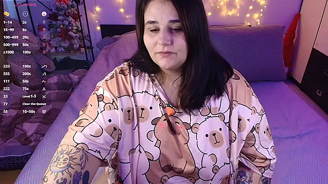 naughtykiss online show from 12-19-25, 09:49