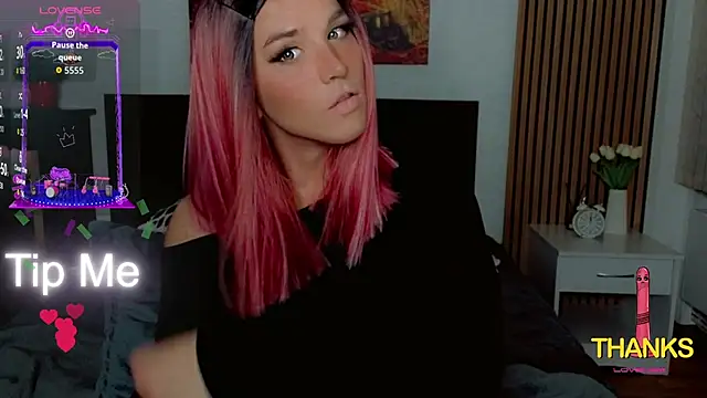 Snapshot of HelenSpellman chatting on 06-22-26, 09:34 HelenSpellman online show from 06-22-26, 09:34