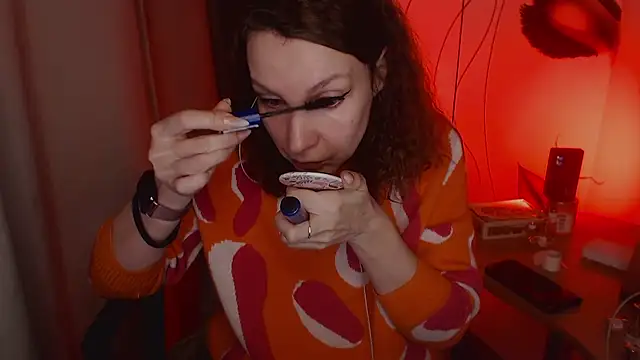 JohansonKatie online show from 01-13-25, 02:39