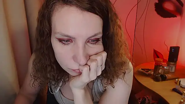 JohansonKatie online show from 01-21-25, 03:43