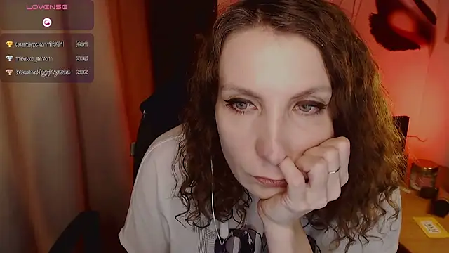 JohansonKatie online show from 01-26-25, 11:39