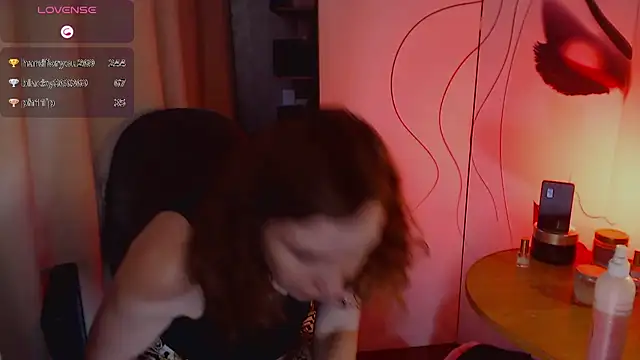 JohansonKatie online show from 02-10-25, 01:22