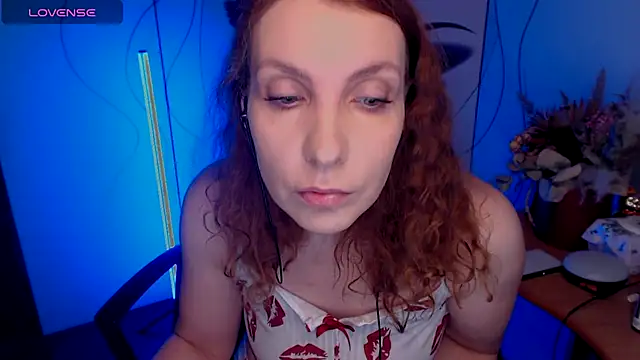 JohansonKatie online show from 10-31-25, 02:56