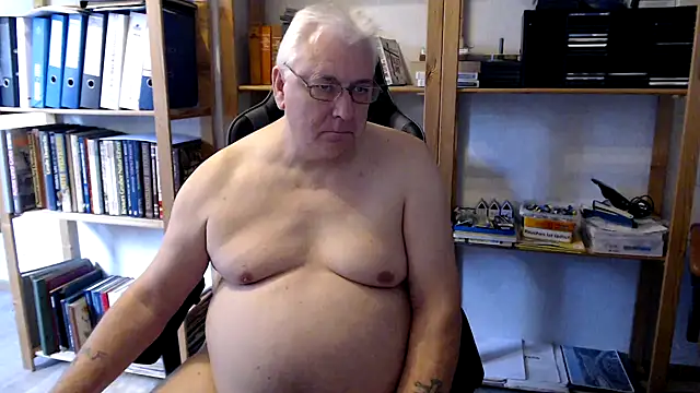 SchwanzhureXXL online show from 09-14-25, 08:46