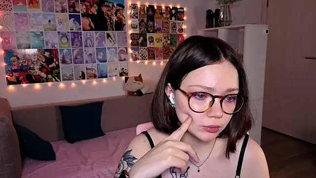 Snapshot of MilenaSaint chatting on 01-29-25, 06:22 MilenaSaint online show from 01-29-25, 06:22