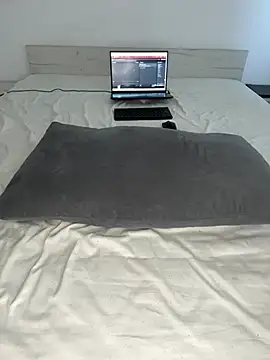 Snapshot of Anal_Top chatting on 06-18-26, 04:46 Anal Top online show from 06-18-26, 04:46
