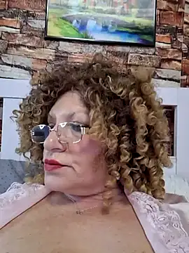 Hot Azaleea online show from 01-31-25, 09:37