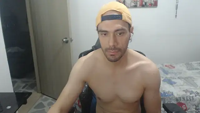 samuelgarcia  online show from 07-08-26, 08:19