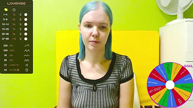 Ultra Meow online show from 10-12-25, 05:23