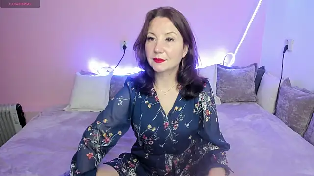 AliceeShy online show from 12-17-25, 09:43