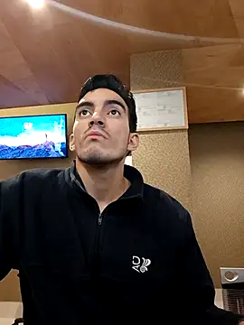 TommyMomentum online show from 04-19-26, 05:40