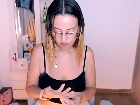 BOREAL MOON online show from 06-30-26, 10:00