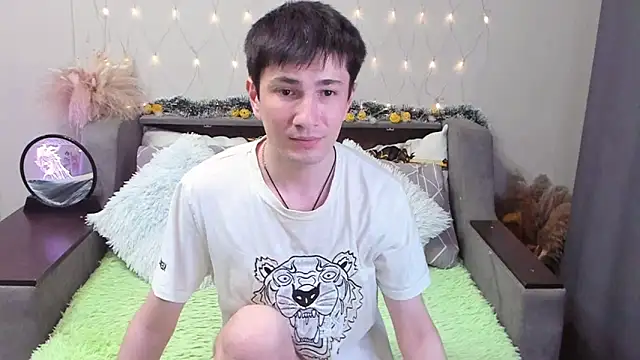 Snapshot of Yumi_steve chatting on 09-30-25, 04:01 Yumi steve online show from 09-30-25, 04:01