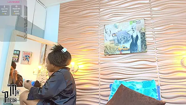 mia pineda online show from 09-17-25, 10:11