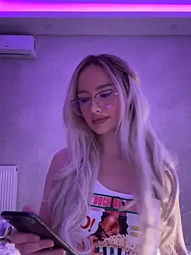 mollyxxx online show from 01-13-25, 01:23