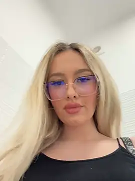 mollyxxx online show from 02-18-25, 11:33