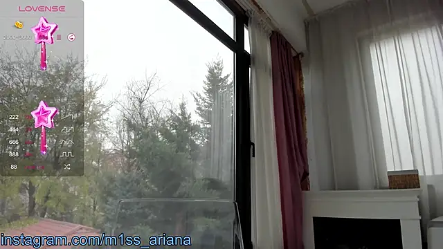 Snapshot of Miss_Ariana_ chatting on 12-11-24, 10:36 Miss Ariana  online show from 12-11-24, 10:36