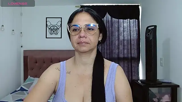 selena ferri online show from 04-17-26, 08:12