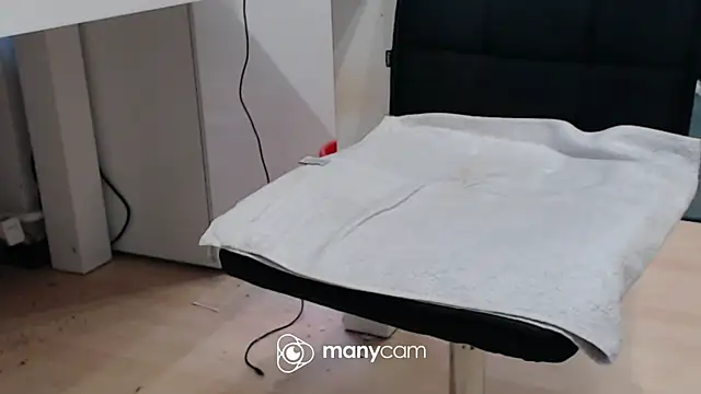 Snapshot of Supermen12171 chatting on 01-09-26, 02:31 Supermen12171 online show from 01-09-26, 02:31