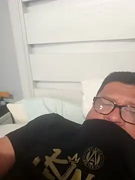 Ositore online show from 04-23-26, 04:20