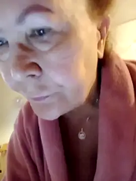 Hottie-Mom online show from 12-02-25, 07:14