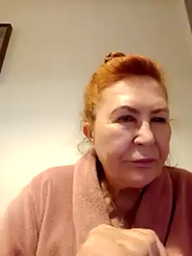 Hottie-Mom online show from 04-29-26, 06:25