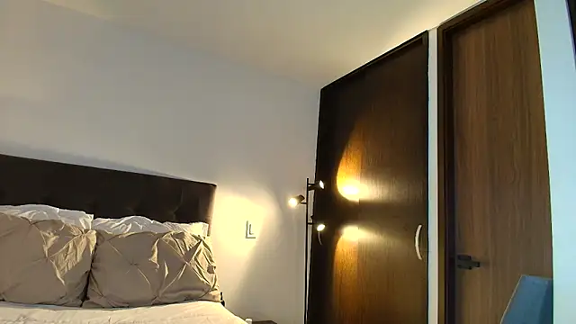 Kimy Angel online show from 05-27-26, 01:57