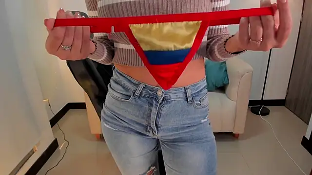 SaraParker  online show from 11-06-25, 11:04