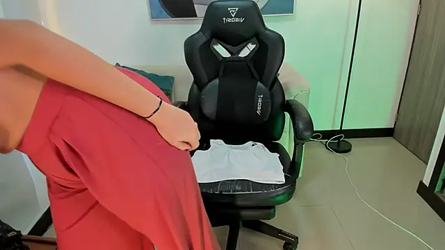 SaraParker  online show from 03-16-26, 09:30