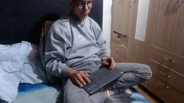 dannnyhot24 online show from 01-11-25, 11:35