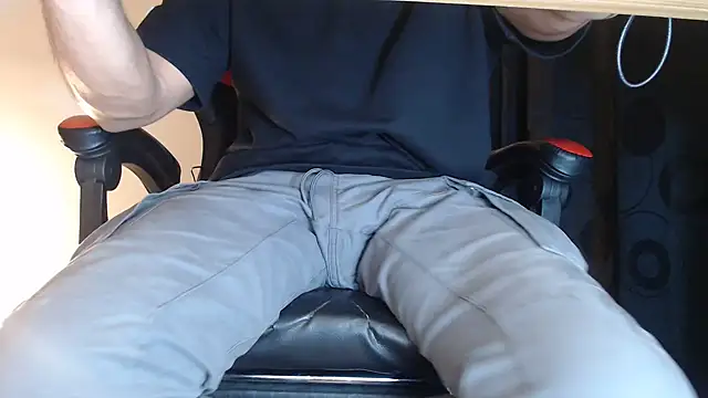 ErosFindomKing online show from 11-17-25, 02:17