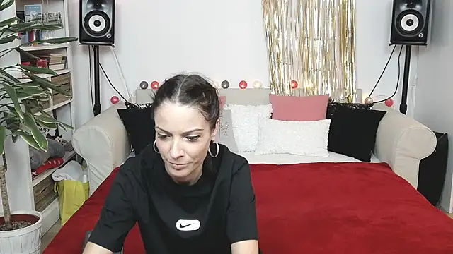 Snapshot of JaneDejaySC chatting on 10-16-25, 02:40 JaneDejaySC online show from 10-16-25, 02:40
