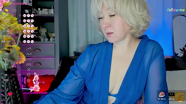 Mia Wintermood online show from 11-05-25, 05:07