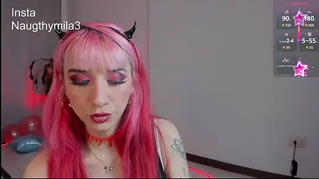 Sky dominika  online show from 11-18-25, 01:22