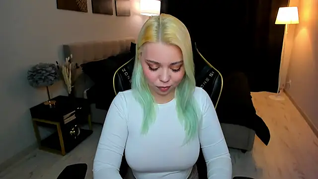 EnergyBunny 1 online show from 11-28-25, 07:38