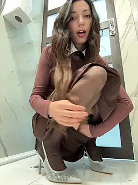  MiaQueen  online show from 04-24-26, 09:17