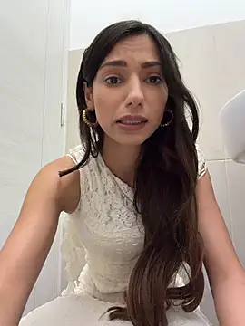  MiaQueen  online show from 07-16-26, 10:38