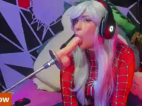 Emilythemachine online show from 01-04-25, 11:59