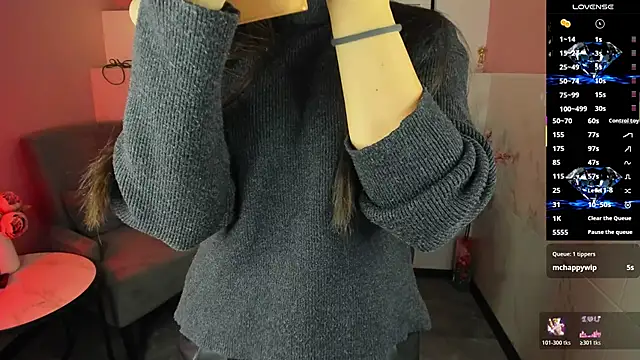 KylieMellow online show from 12-17-25, 05:24