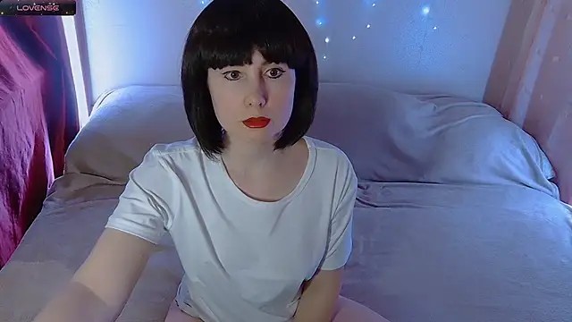 Snapshot of bekyboop chatting on 02-06-25, 01:43 bekyboop online show from 02-06-25, 01:43