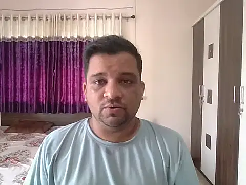 Snapshot of dhruv_love chatting on 10-16-25, 03:51 dhruv love online show from 10-16-25, 03:51